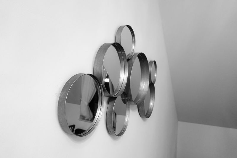 Round Wall Mirror Set